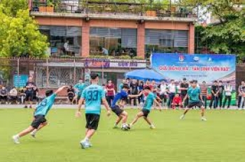 KHÁM PHÁ NGÀNH THƯƠNG MẠI ĐIỆN TỬ TẠI ĐẠI HỌC THỦY LỢI: CƠ HỘI HỌC TẬP VÀ PHÁT TRIỂN